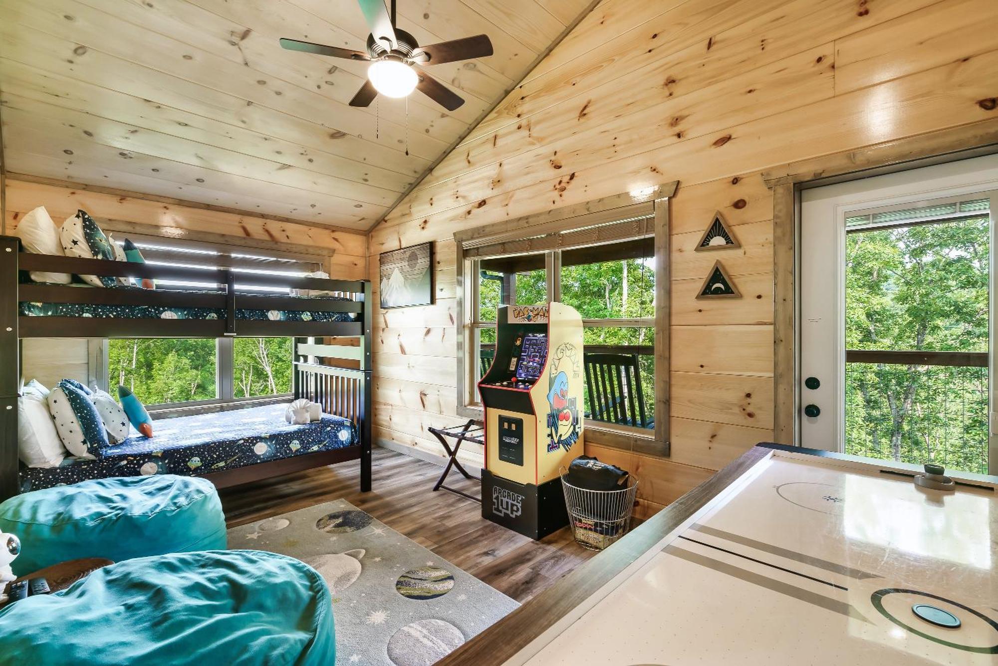 Spring Sale! Indoor Pool, Pet Stays Free, Movie, Hottub Sevierville Exteriör bild